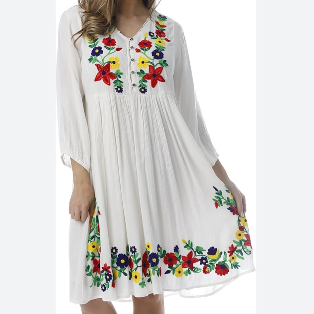 {NWOT} Boutique embroidered dress